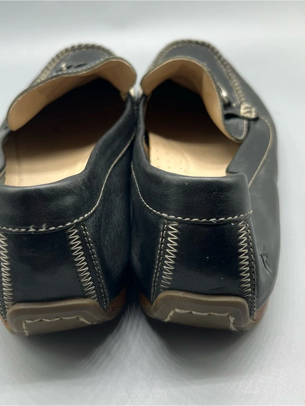 Frye men's black leather loafers / Slip-On 8.5M